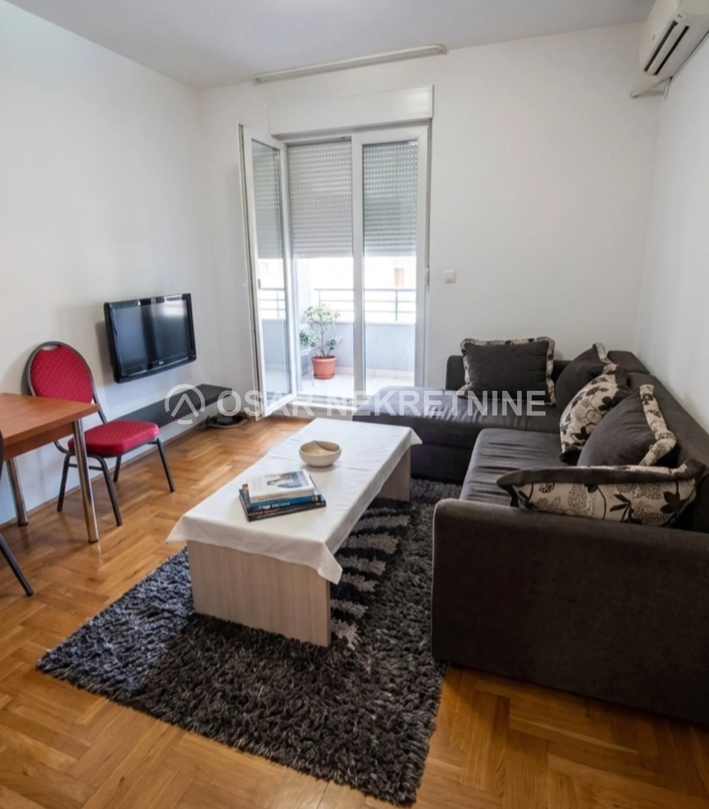 Stari Aerodrom'da Kiralık 1+0 Mobilyalı Daire, 38 m²
