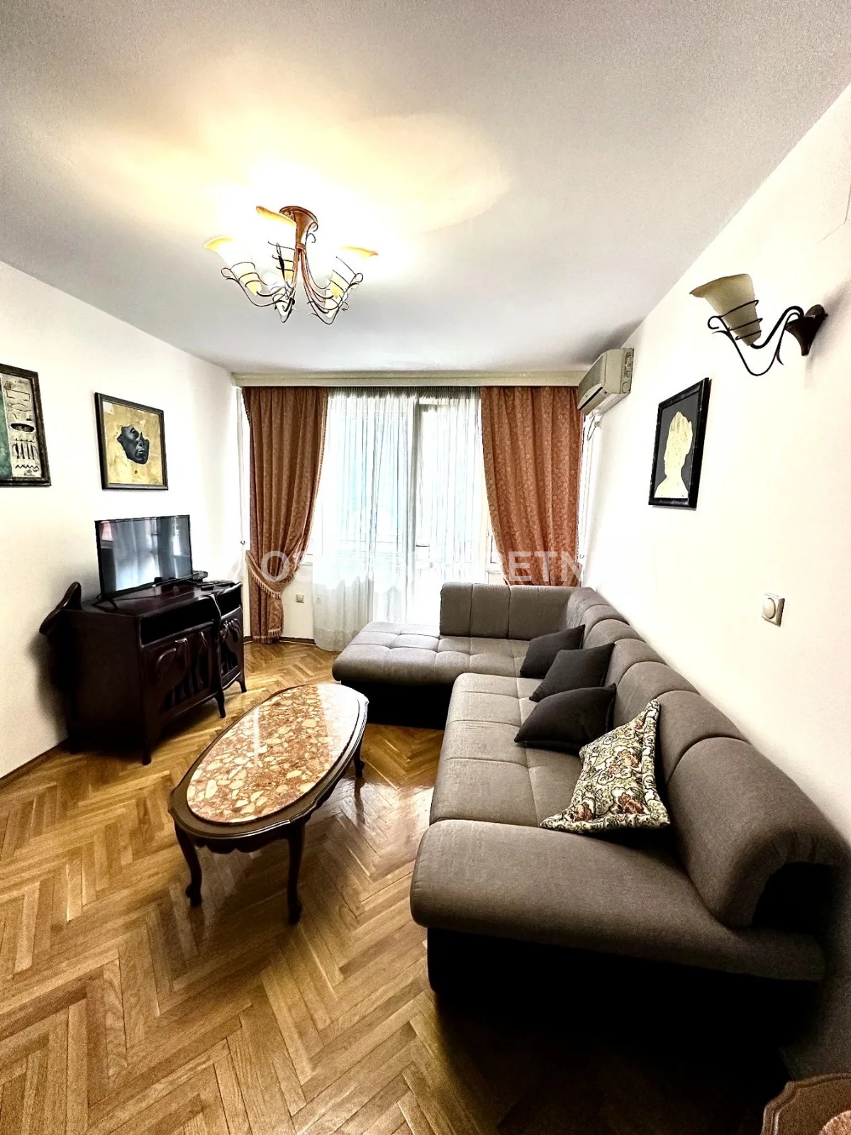 Möblierte 2-Zimmer-Wohnung in Preko Morača, 57 m²