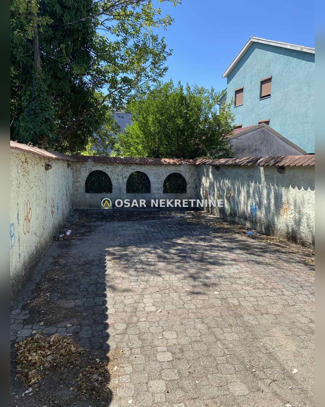 Podgorica _ Stara Varos _ İşyeri _ 100 m² _ 0. KAT _ Mobilyasız