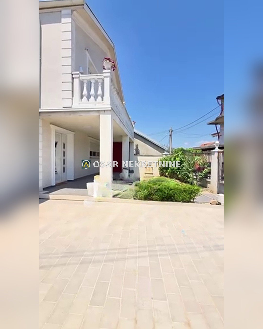Podgorica _ Konik _ Daire _ 3 ODA _ 200 m² _ 0. KAT _ Mobilyalı