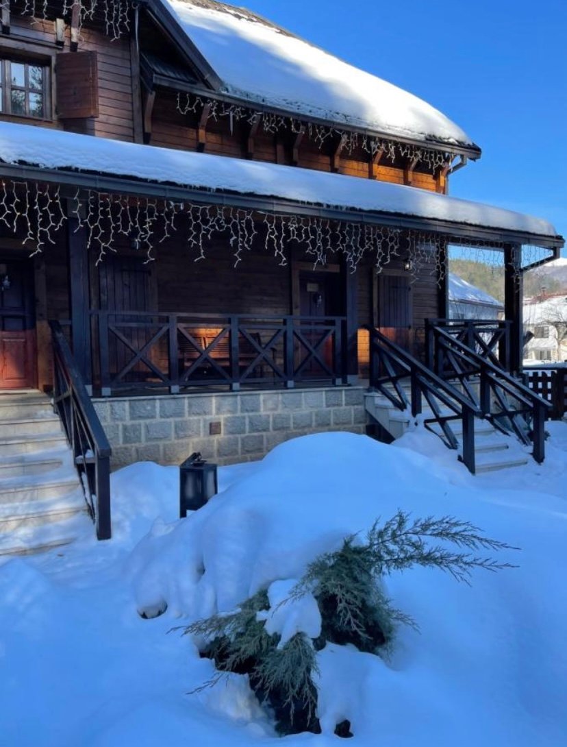 Nikšić _ DOBRA VODA _ Otel _ 3 ODA