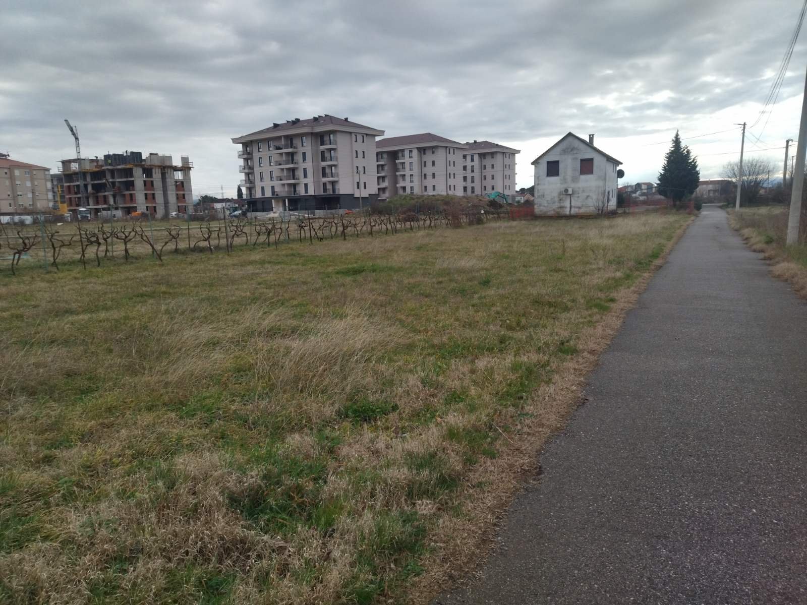 Podgorica _ Tolosi _ Arsa _ 942 m²