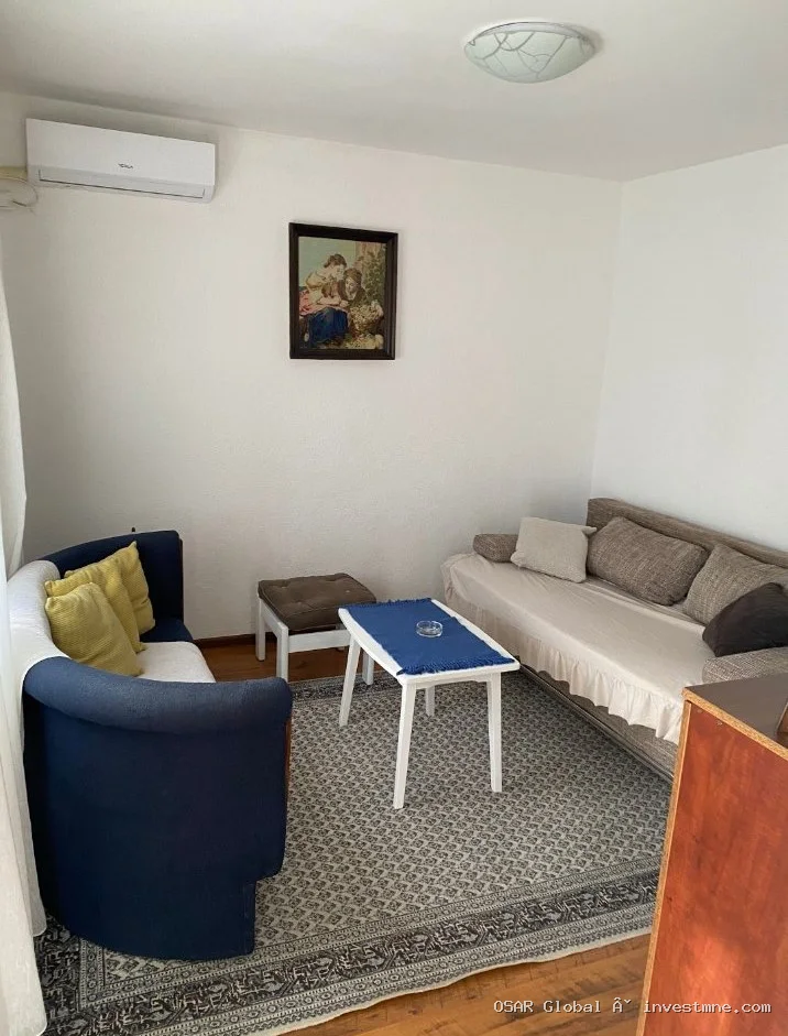Podgorica, Malo Brdo'da Kiralık 28 m² Eşyalı Stüdyo Daire